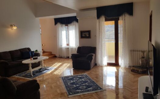 Three bedroom duplex for rent, Podgorica, Vezirov most