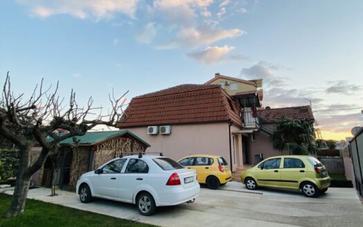 Kuća na prodaju, Zabjelo, Podgorica