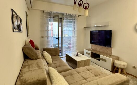 Dvosoban stan za izdavanje, Krivi most, Podgorica