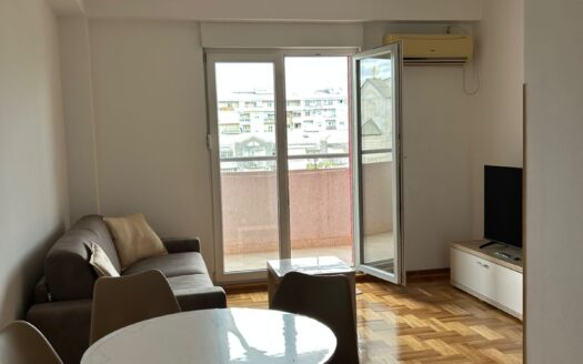 Jednosoban stan za izdavanje, Preko Morače, Podgorica