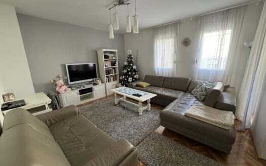 Three bedroom apartment for sale, Blok 6, Podgorica