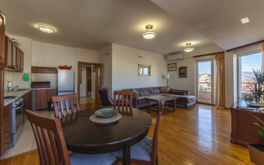 Dvosoban stan za izdavanje, Zabjelo, Podgorica