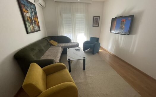 Jednosoban stan za izdavanje, Stari Aerodrom, Podgorica