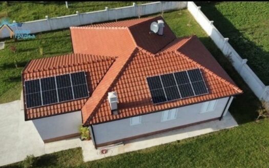 House for rent, Spuž