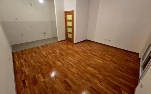 Dvosoban stan na prodaju, Stari Aerodrom, Podgorica