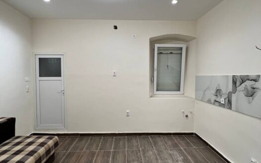 Jednosoban stan na prodaju, Drač, Podgorica