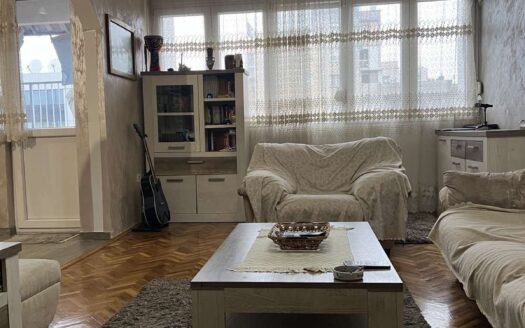 Three bedroom apartment for rent, Pejton, Podgorica