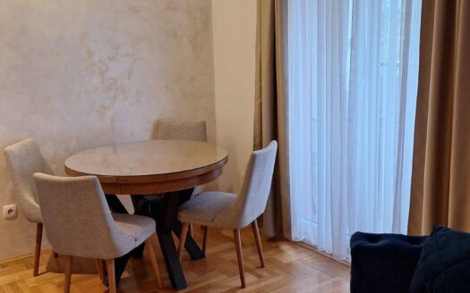 Jednosoban stan za izdavanje, Stari Aerodrom, Podgorica