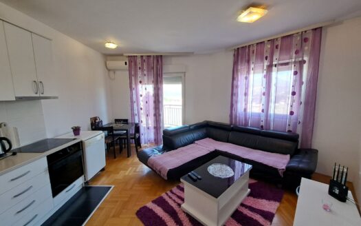 Jednosoban stan za izdavanje, Stari Aerodrom, Podgorica