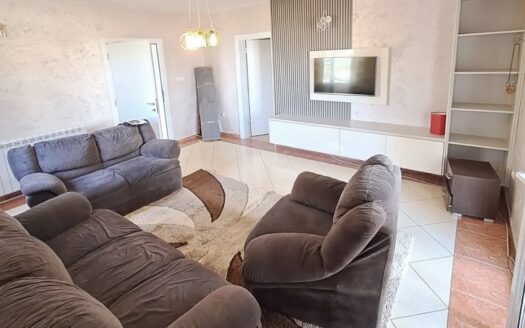 Dvosoban stan za izdavanje, Zabjelo, Podgorica