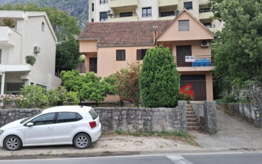 Kuća na prodaju, Dobrota, Kotor