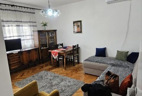 Trosoban stan za izdavanje, Zagorič, Podgorica